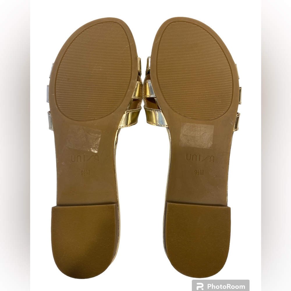 Unisa Slip on Sandals. Size 9.5 - Picture 2 of 2